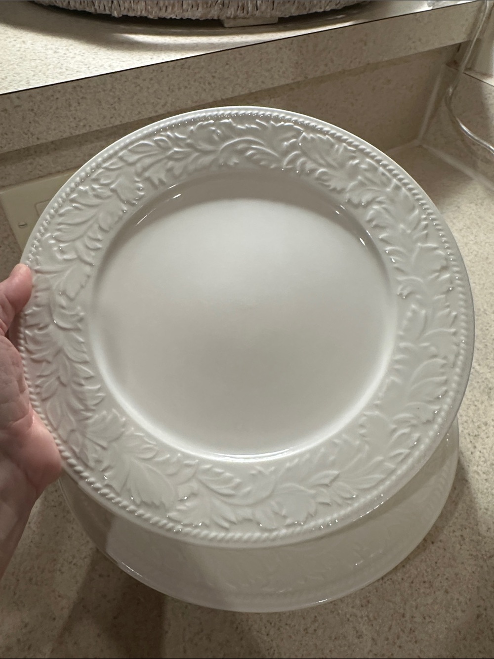 Sango White Embossed Leaf Ceramic Dinner Plate (4)